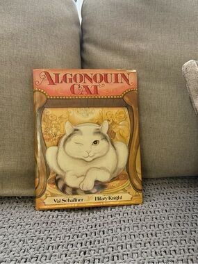 Algonquin Cat Hardcover Book - White and Cream Cover